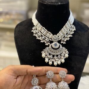 Elegant Women's Jewellery Necklace